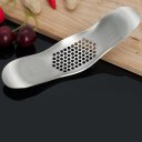 Professional Stainless Steel Arc Garlic Press For Chef Easy Clean and Operate